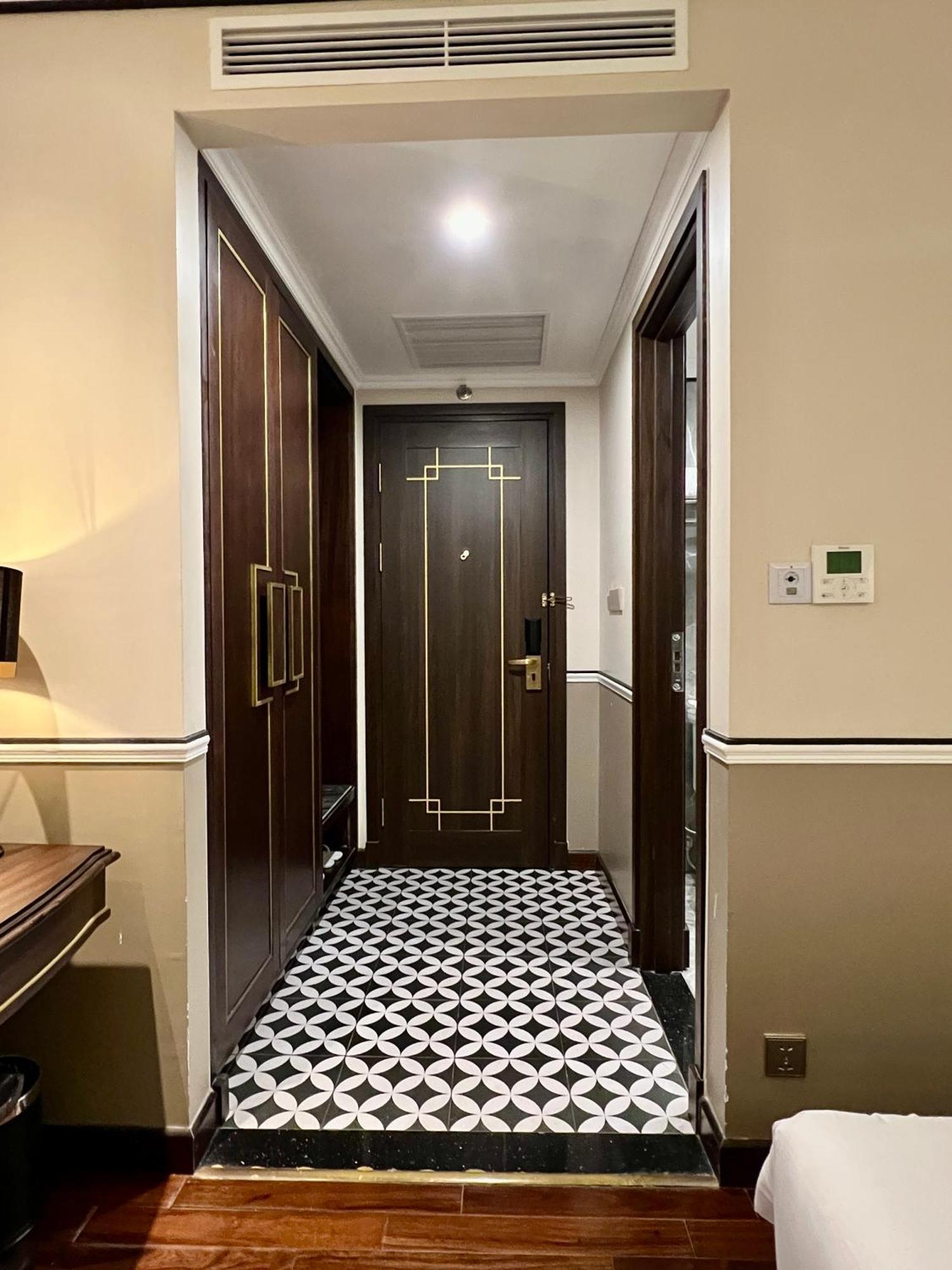 Hotel Du Monde Art Hanoi Exterior photo