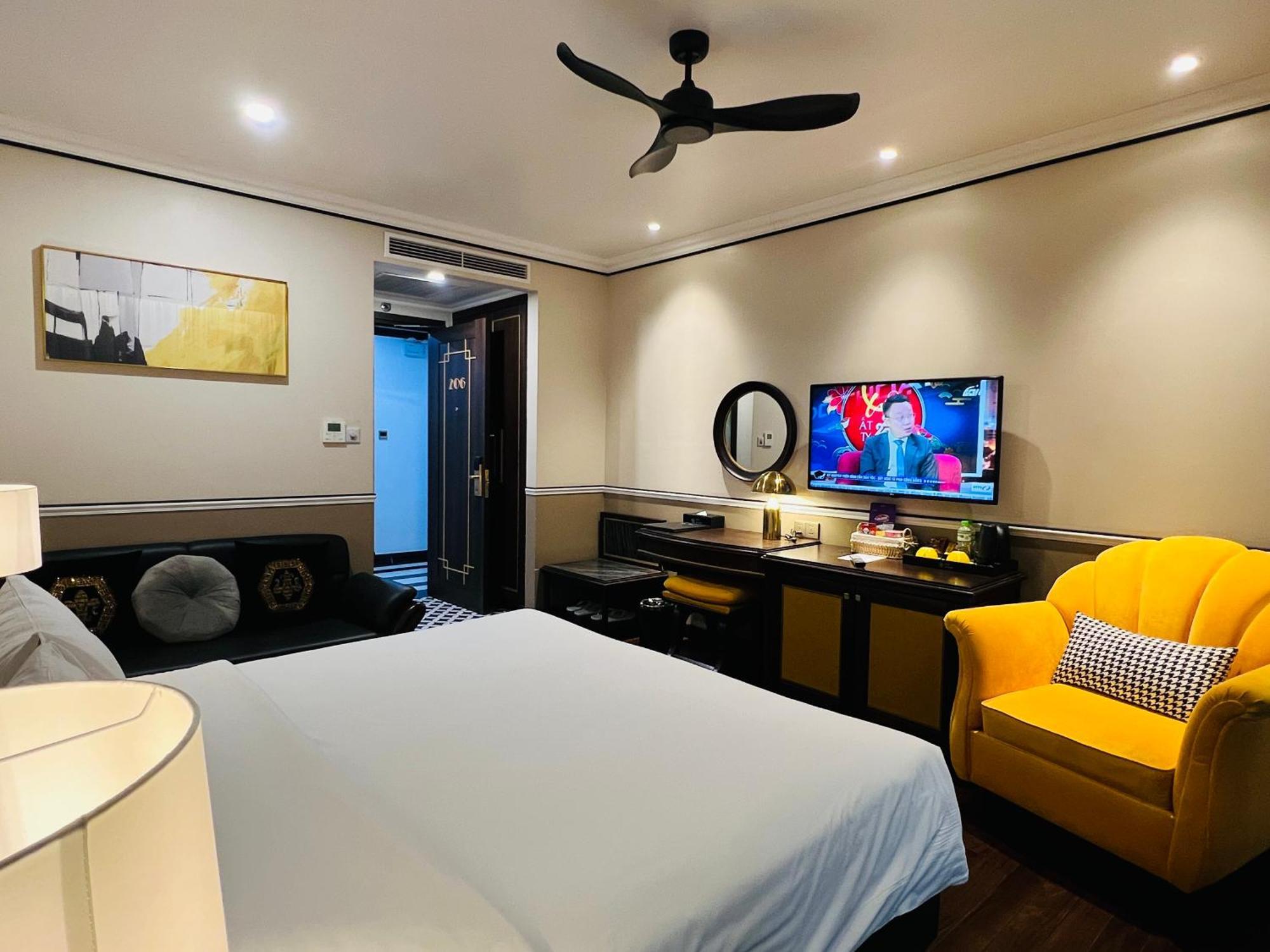 Hotel Du Monde Art Hanoi Exterior photo